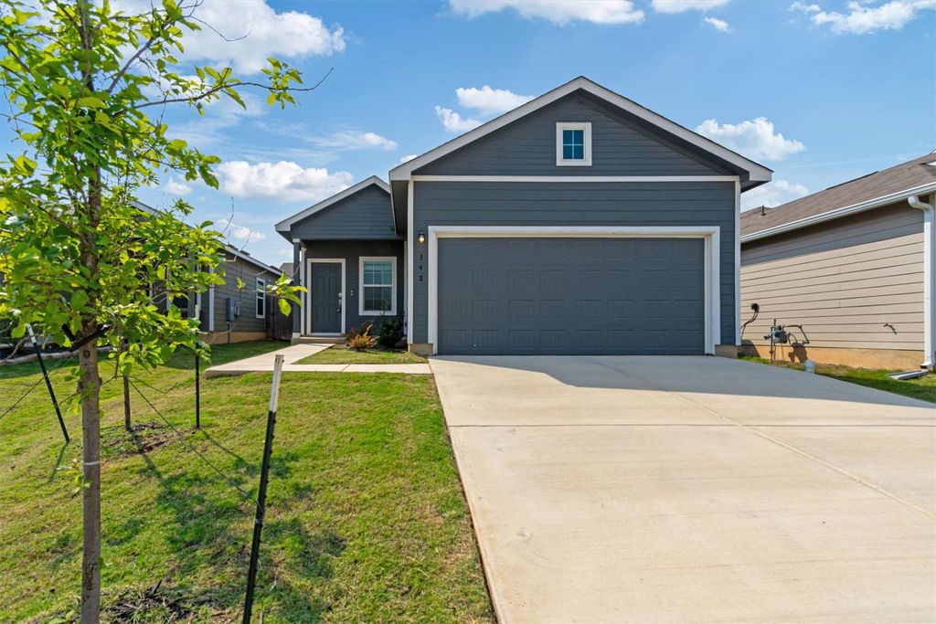 348 Soapstone PASS, Maxwell, TX 78656