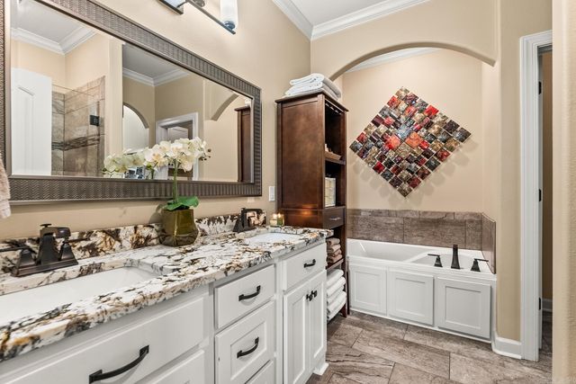 9432 Oak Forest Lane, Sherwood, AR 72120