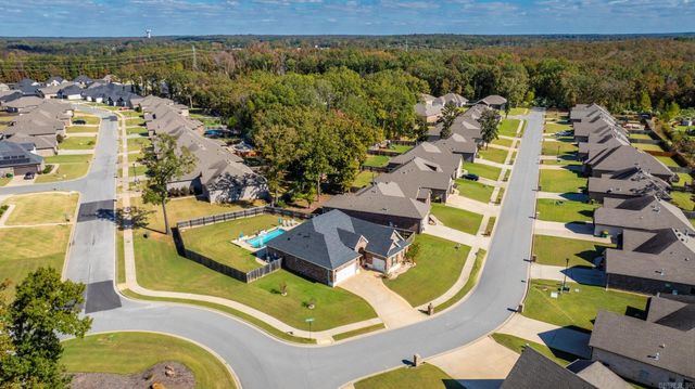 9432 Oak Forest Lane, Sherwood, AR 72120