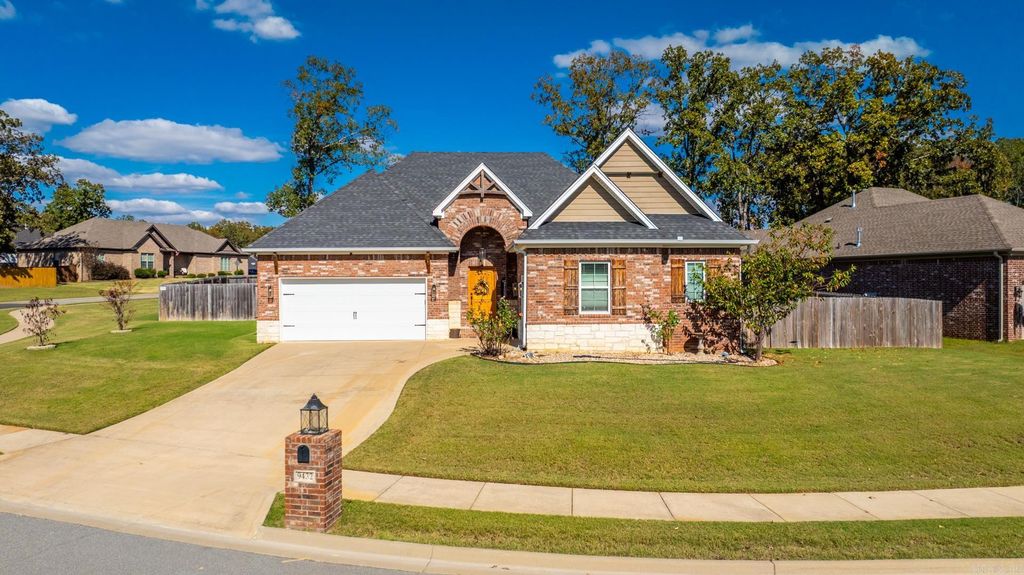 9432 Oak Forest Lane, Sherwood, AR 72120