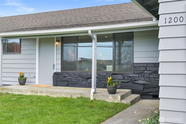 1200 Old Marine Drive, Bellingham, WA 98225