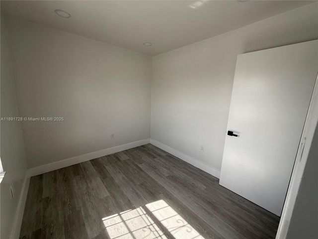 4534 NW 195th St, Miami Gardens, FL 33055