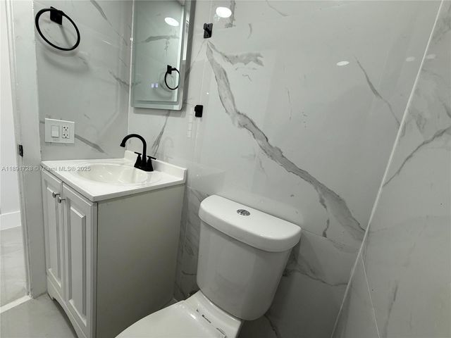 4534 NW 195th St, Miami Gardens, FL 33055