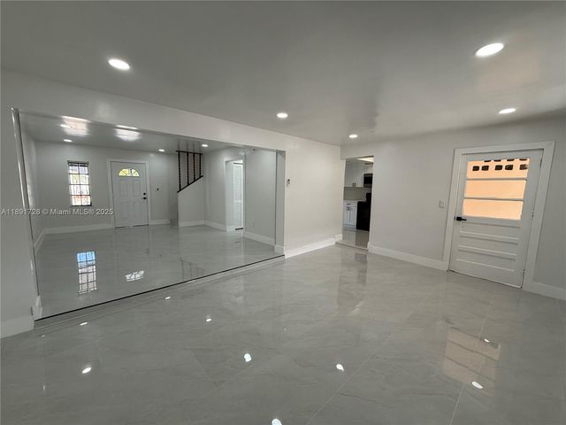 4534 NW 195th St, Miami Gardens, FL 33055