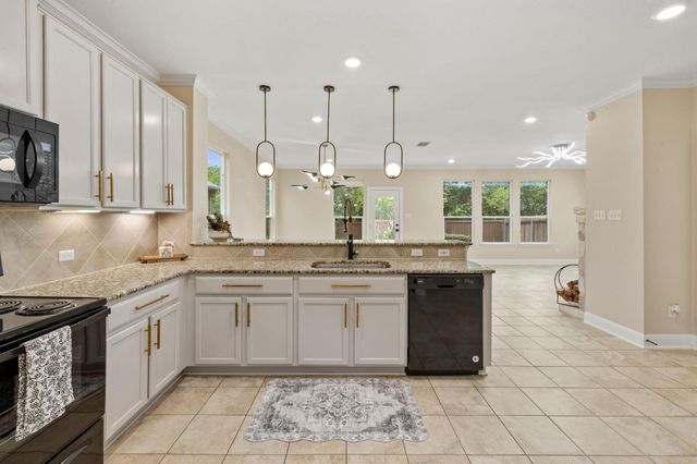 2950 E Old Settlers BLVD 11, Round Rock, TX 78665