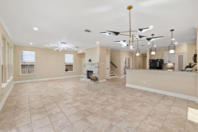 2950 E Old Settlers BLVD 11, Round Rock, TX 78665