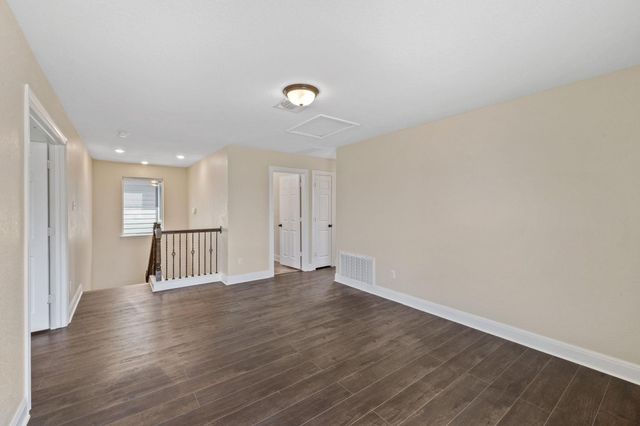 2950 E Old Settlers BLVD 11, Round Rock, TX 78665