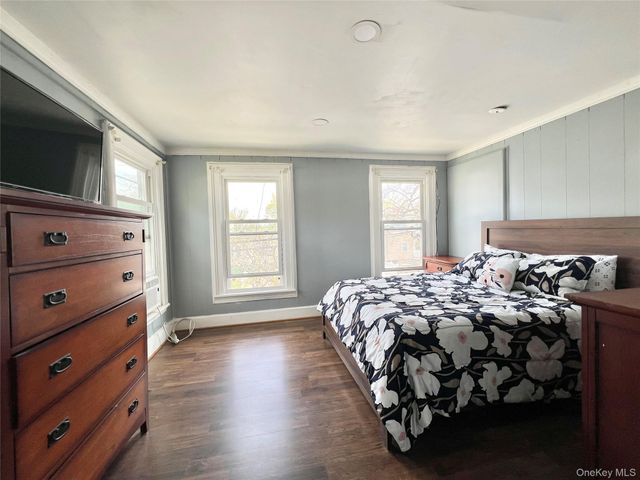 34 Smith Street, Poughkeepsie, NY 12601