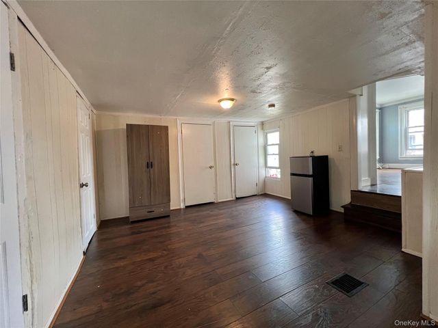 34 Smith Street, Poughkeepsie, NY 12601