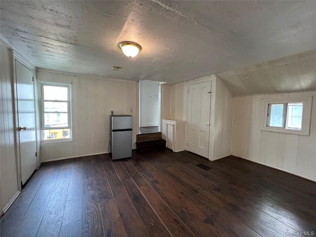34 Smith Street, Poughkeepsie, NY 12601