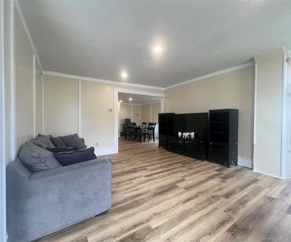 34 Smith Street, Poughkeepsie, NY 12601