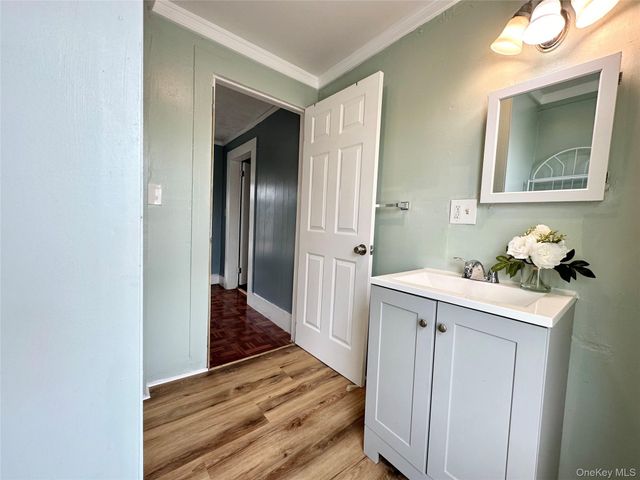 34 Smith Street, Poughkeepsie, NY 12601