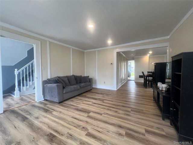 34 Smith Street, Poughkeepsie, NY 12601
