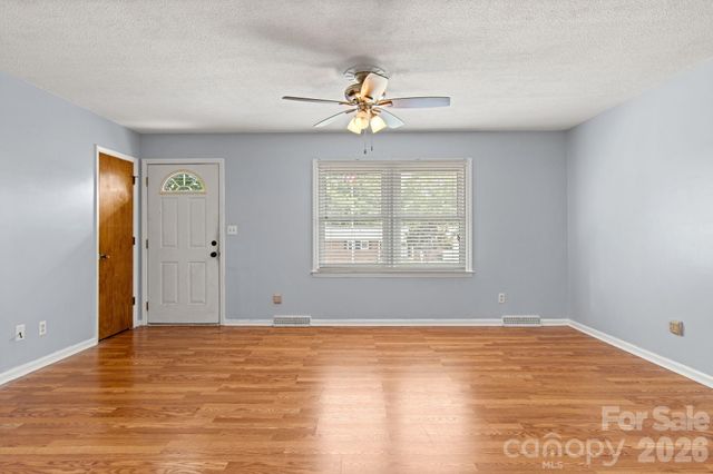 307 Somerset Drive, Kings Mountain, NC 28086