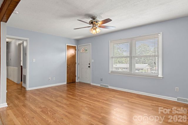 307 Somerset Drive, Kings Mountain, NC 28086