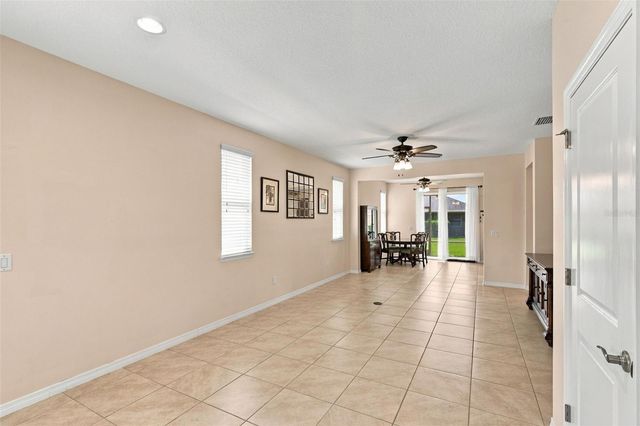 5665 NW 40TH LOOP, Ocala, FL 34482