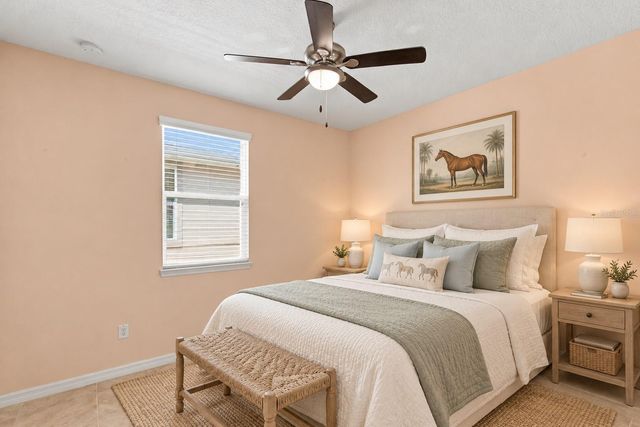 5665 NW 40TH LOOP, Ocala, FL 34482