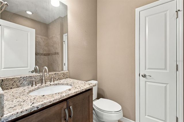 5665 NW 40TH LOOP, Ocala, FL 34482