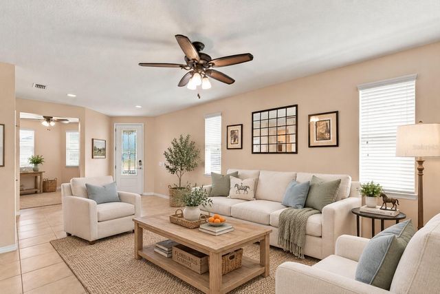 5665 NW 40TH LOOP, Ocala, FL 34482
