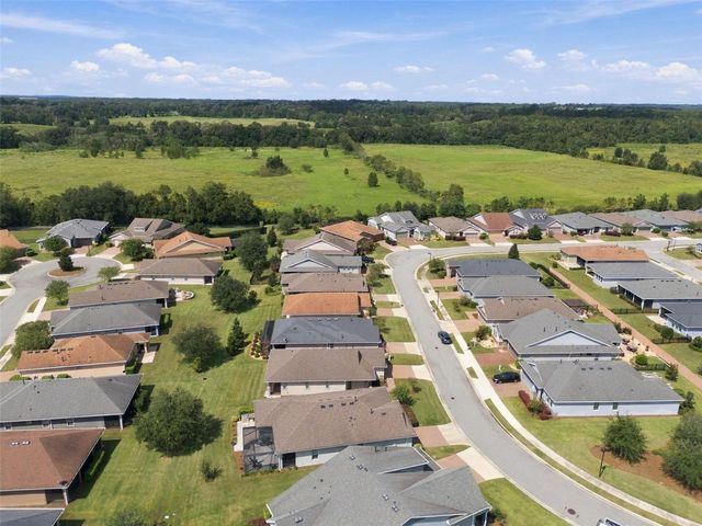 5665 NW 40TH LOOP, Ocala, FL 34482