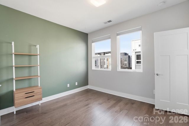 523 Sedgefield Park Drive, Charlotte, NC 28203