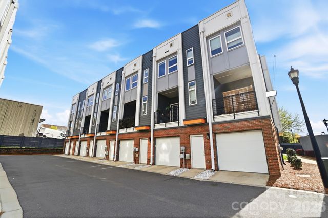 523 Sedgefield Park Drive, Charlotte, NC 28203