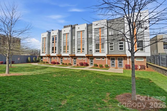 523 Sedgefield Park Drive, Charlotte, NC 28203