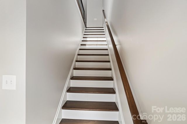 523 Sedgefield Park Drive, Charlotte, NC 28203