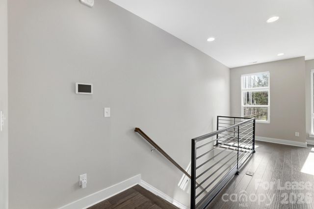 523 Sedgefield Park Drive, Charlotte, NC 28203