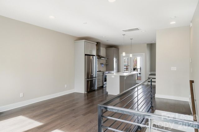 523 Sedgefield Park Drive, Charlotte, NC 28203