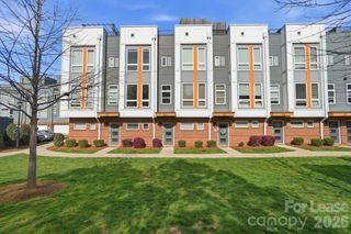 523 Sedgefield Park Drive, Charlotte, NC 28203