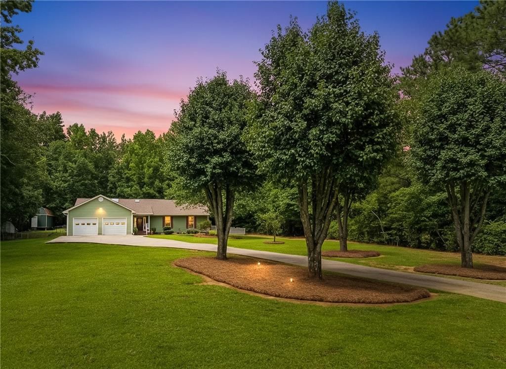 Image 1 of property listing at 1920 Daves Creek Trail, Cumming, GA 30041