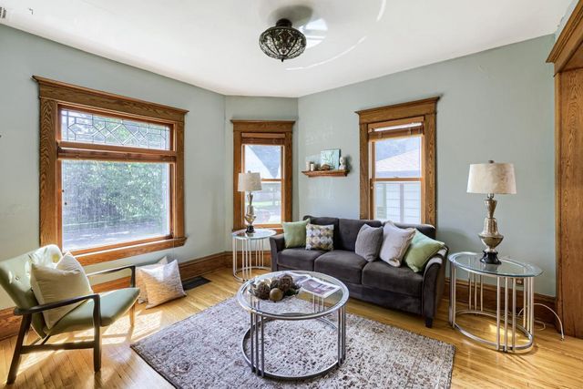 1101 23rd Avenue SE, Minneapolis, MN 55414