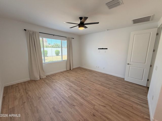 9948 E THORNBUSH Avenue, Mesa, AZ 85212