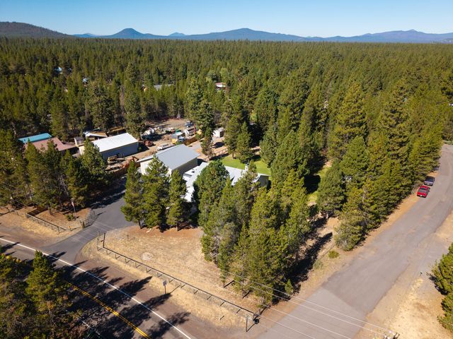 15770 Sunrise Boulevard, La Pine, OR 97739