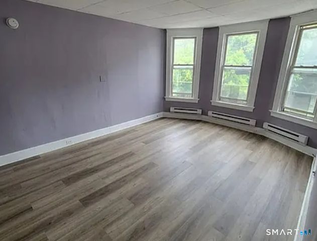 136 Windsor Avenue 2E, Meriden, CT 06451