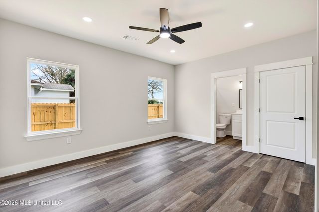 2041 Southern Avenue, Biloxi, MS 39531