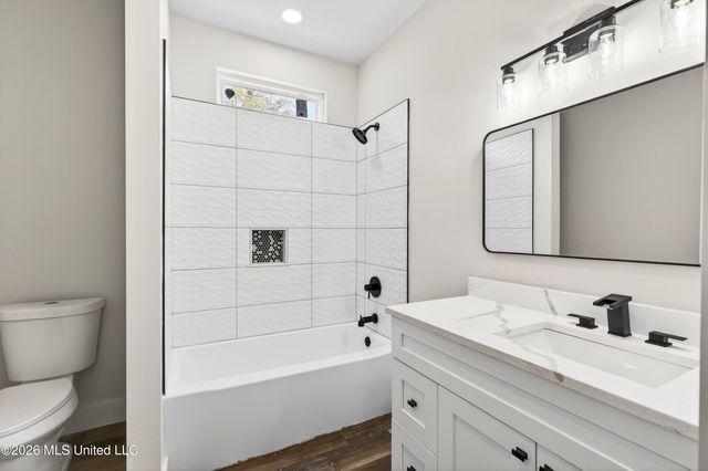 2041 Southern Avenue, Biloxi, MS 39531