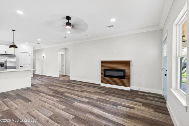 2041 Southern Avenue, Biloxi, MS 39531