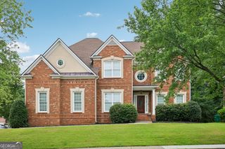 3856 Creekview Ridge Drive NE, Buford, GA 30518