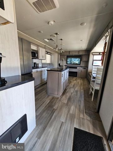 BLOCK 41 LOT 23 YOGI BEAR BLVD, Falling Waters, WV 25419