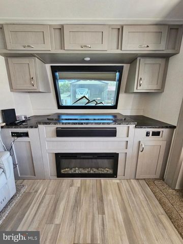 BLOCK 41 LOT 23 YOGI BEAR BLVD, Falling Waters, WV 25419