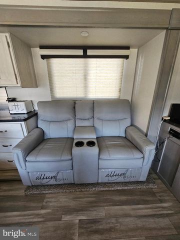 BLOCK 41 LOT 23 YOGI BEAR BLVD, Falling Waters, WV 25419