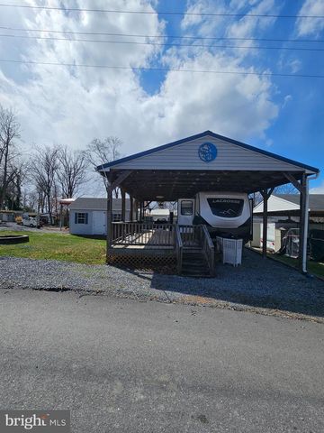 BLOCK 41 LOT 23 YOGI BEAR BLVD, Falling Waters, WV 25419