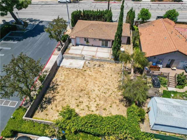 1350 E Hillcrest dr, Thousand Oaks, CA 91362