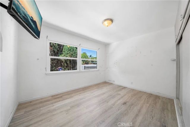 1350 E Hillcrest dr, Thousand Oaks, CA 91362