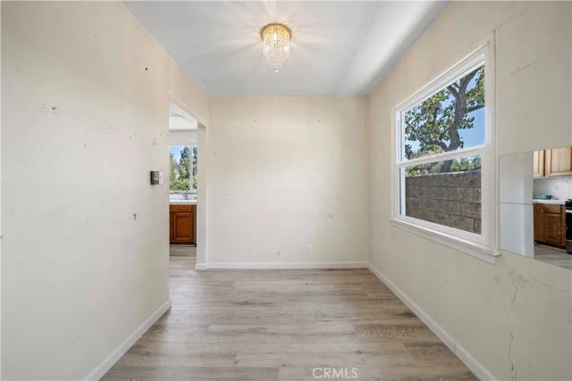 1350 E Hillcrest dr, Thousand Oaks, CA 91362
