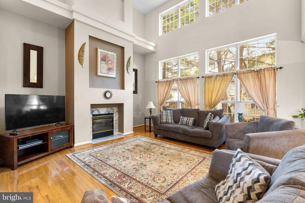13401 QUEENSTOWN LN, Germantown, MD 20874