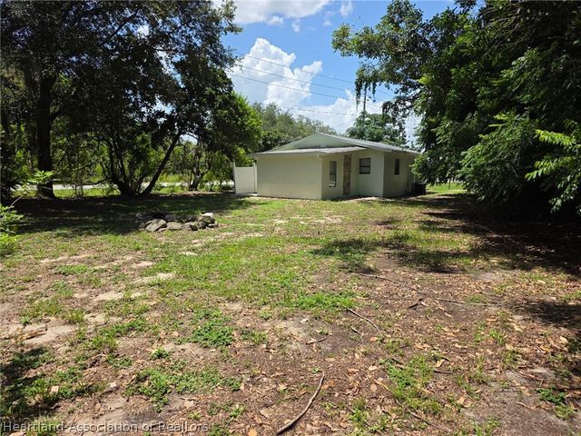 5313 Manatee Drive, Sebring, FL 33870