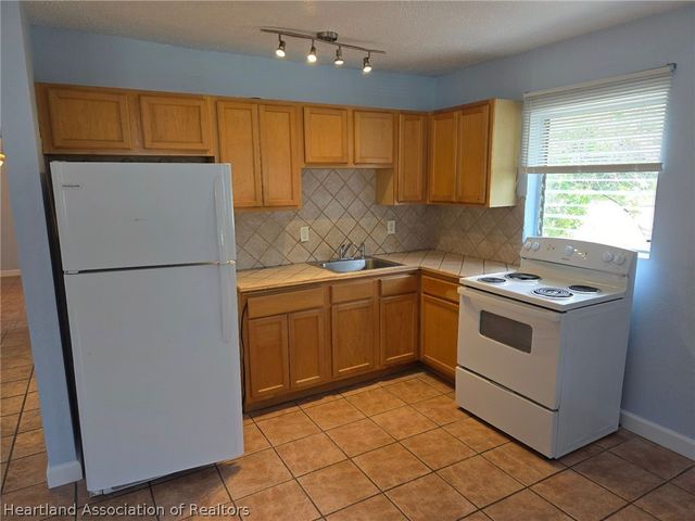 5313 Manatee Drive, Sebring, FL 33870